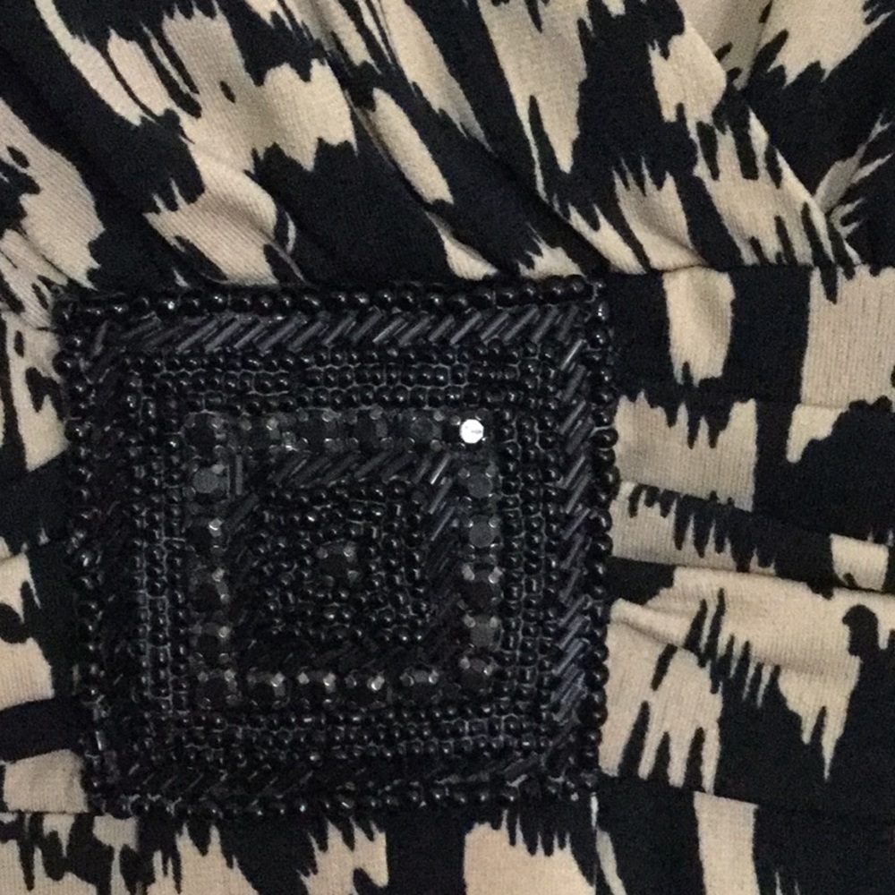Dress - Picture 2 of 7